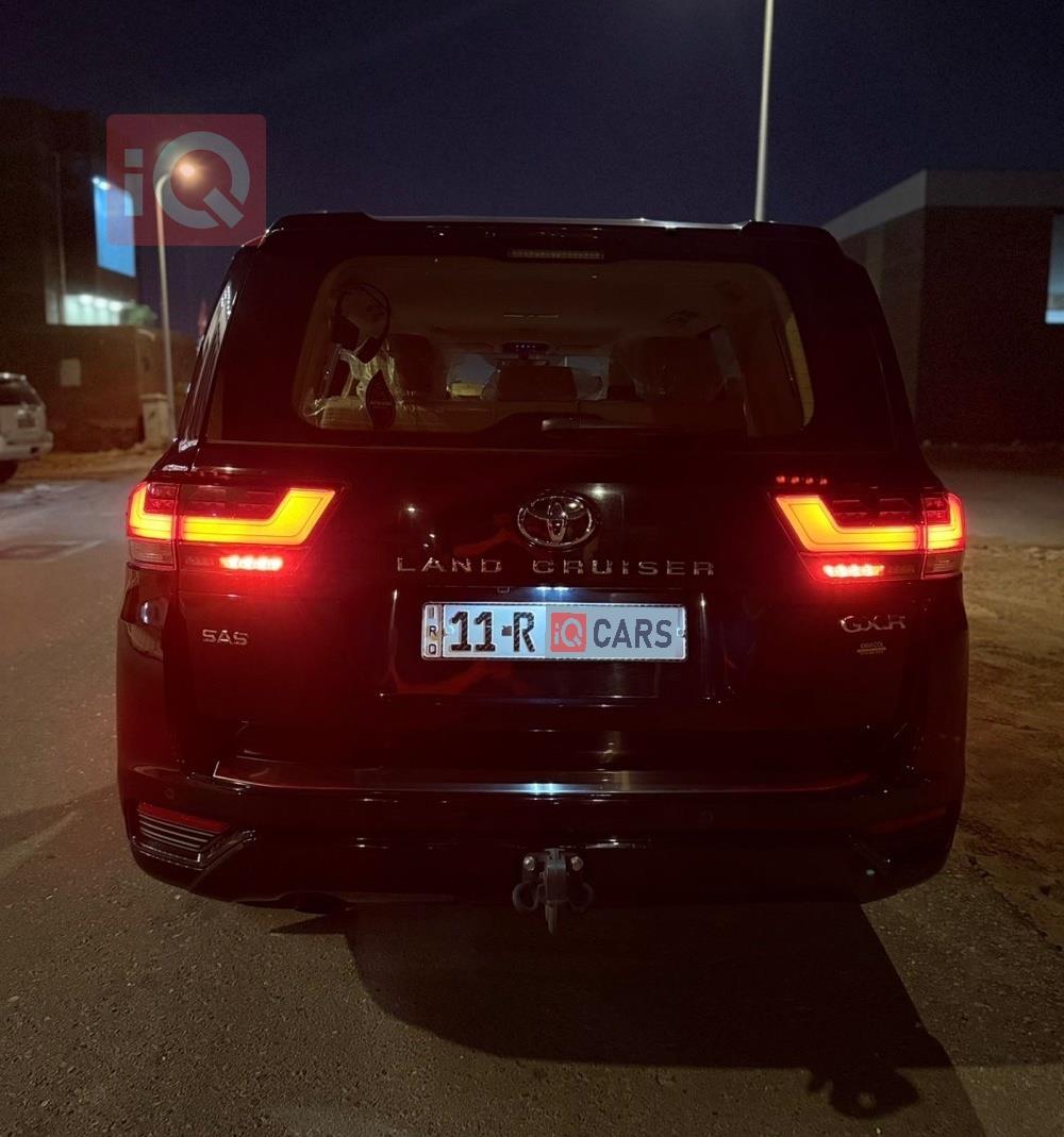 تويوتا لاندكروزر